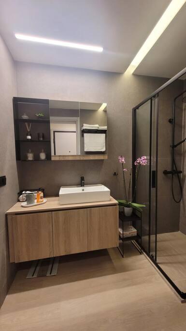 8 Blocks Apartments 2B アレクサンドルポリス エクステリア 写真